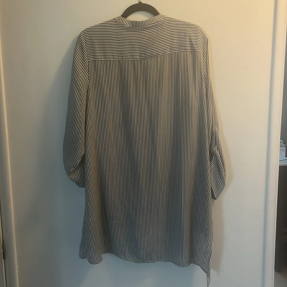 CHICO'S Blouse- Almost New